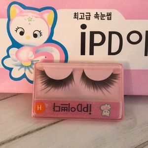 NIP Funky Black Slant Flare Party Eyelashes - Two pairs!